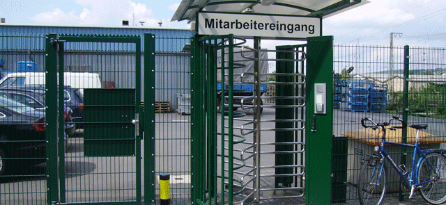 Drehkreuze und drehsperren zur zugangskontrolle ...